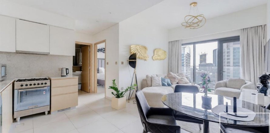 1 غرف نوم شقة في Burj Royale, الإمارات العربية المتحدة رقم 211039