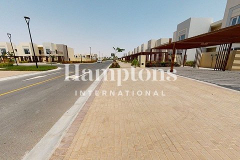 Квартира с 2 спальнями в Dubai South (Dubai World Central), ОАЭ №215655 13
