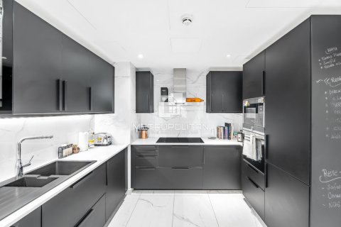 2 bedrooms Apartment in Shoreline Apartments, UAE No. 128292 15