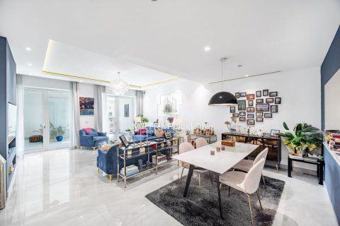 2 bedrooms Apartment in Shoreline Apartments, UAE No. 128292 11