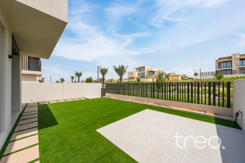 4 bedrooms Townhouse in Dubai, UAE No. 220812 4