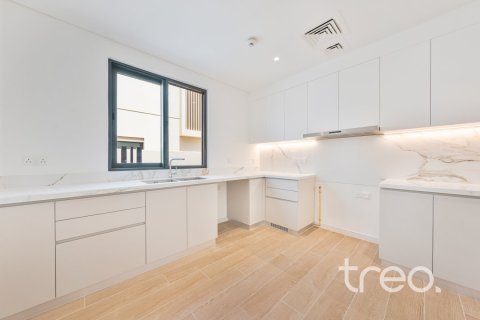 4 bedrooms Townhouse in Dubai, UAE No. 220812 21