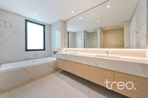 4 bedrooms Townhouse in Dubai, UAE No. 220812 9