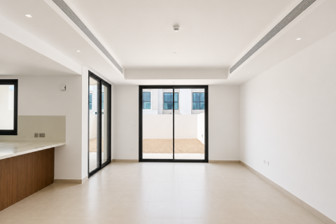 3 bedrooms Townhouse on the Yas Island, UAE No. 221582