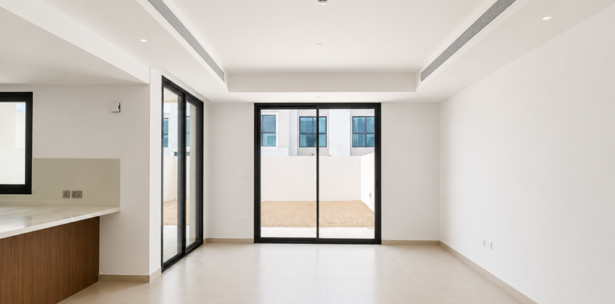 3 bedrooms Townhouse on the Yas Island, UAE No. 221582