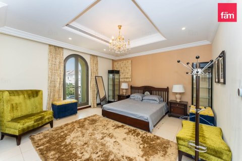 Villa de 620.8m² à Palm Jumeirah, UAE No. 224415 18