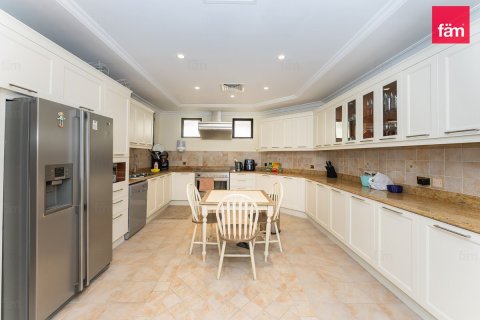 Villa de 620.8m² à Palm Jumeirah, UAE No. 224415 12