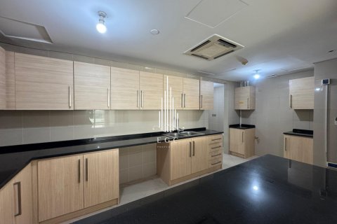 Apartment de 3 dormitorios en Al Reem Island, UAE No. 70762 11