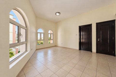 Apartment de 1 dormitorio en Mediterranean Cluster, UAE No. 215310 4