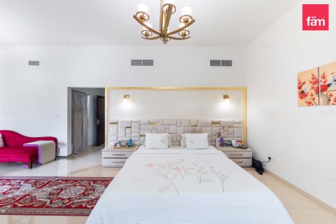 5 bedrooms Villa in Dubai, UAE No. 213337 20