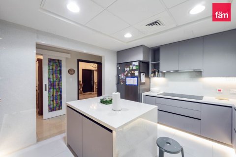 5 bedrooms Villa in Dubai, UAE No. 213337 8