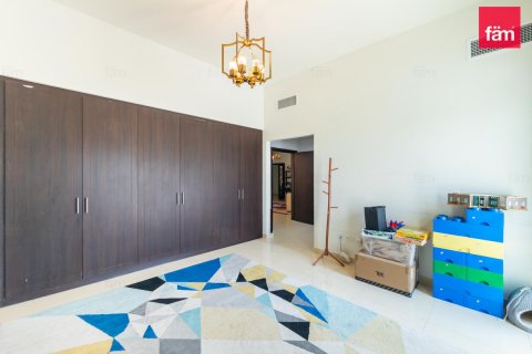 5 bedrooms Villa in Dubai, UAE No. 213337 18
