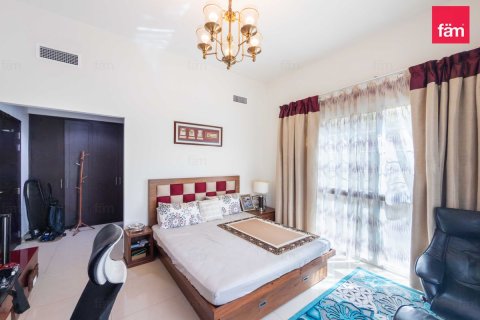 5 bedrooms Villa in Dubai, UAE No. 213337 17
