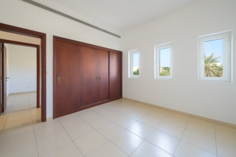 4 bedrooms Villa in Arabian Ranches, UAE No. 213030 17