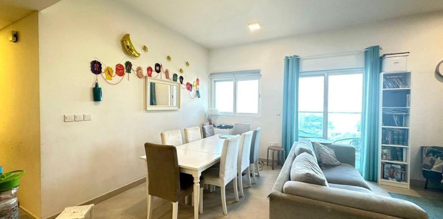 Apartment de 2 dormitorios en Al Furjan, UAE No. 167201