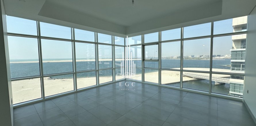 Квартира с 3 спальнями в Al Raha Beach, ОАЭ №56050