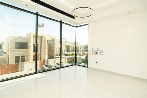 Villa de 5 dormitorios en Nad Al Sheba 1, UAE No. 167278 8