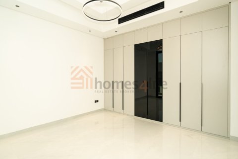 Villa de 5 dormitorios en Nad Al Sheba 1, UAE No. 167278 9