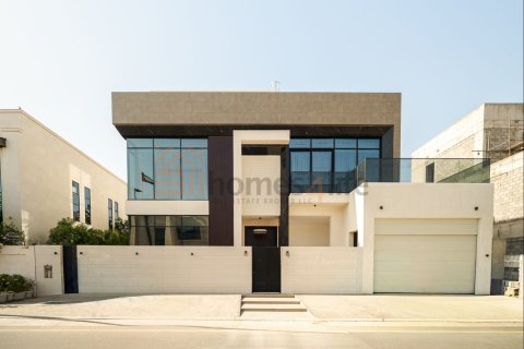 Villa de 5 dormitorios en Nad Al Sheba 1, UAE No. 167278 26
