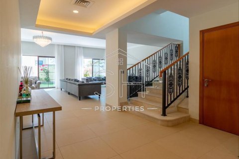 Villa de 5 dormitorios en Dubai, UAE No. 33955 22