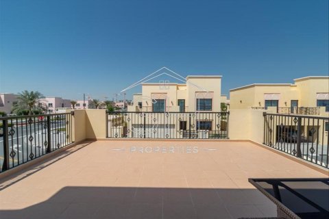Villa de 5 dormitorios en Dubai, UAE No. 33955 13