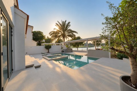 Villa de 5 dormitorios en Jumeirah Golf Estates, UAE No. 223400 28