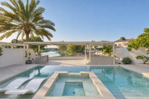 Villa de 5 dormitorios en Jumeirah Golf Estates, UAE No. 223400 26