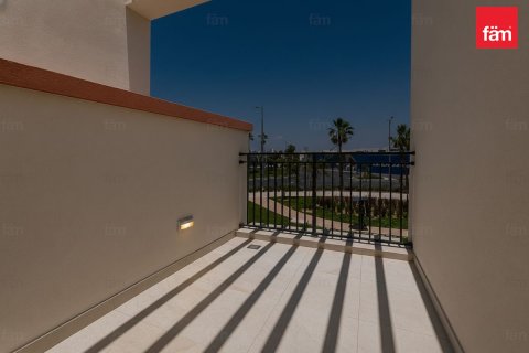 4 bedrooms Townhouse in Dubai, UAE No. 165283 10