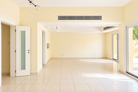 Villa de 3 dormitorios en The Springs, UAE No. 215348 5