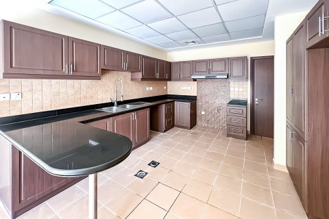 Villa de 4 dormitorios en Dubai Silicon Oasis, UAE No. 215372 10