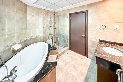 Villa de 4 dormitorios en Dubai Silicon Oasis, UAE No. 215372 14