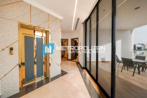 Villa de 6 dormitorios en  Yas Island, UAE No. 140673 5