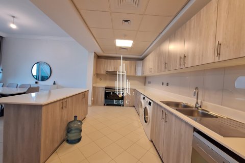 Apartment de 3 dormitorios en Tourist Club Area, UAE No. 29159 8