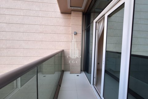 Apartment de 3 dormitorios en Tourist Club Area, UAE No. 29159 6