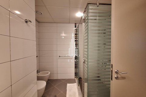 Apartment de 3 dormitorios en Tourist Club Area, UAE No. 29159 26
