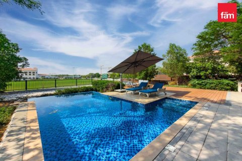 Villa de 5 dormitorios en Dubai, UAE No. 167131 15