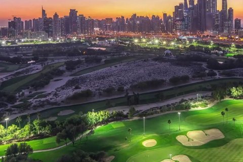 2 bedrooms Apartment in Dubai, UAE No. 215731 5