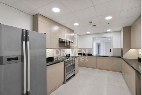 Apartment de 4 dormitorios en Sadaf, UAE No. 202559 16