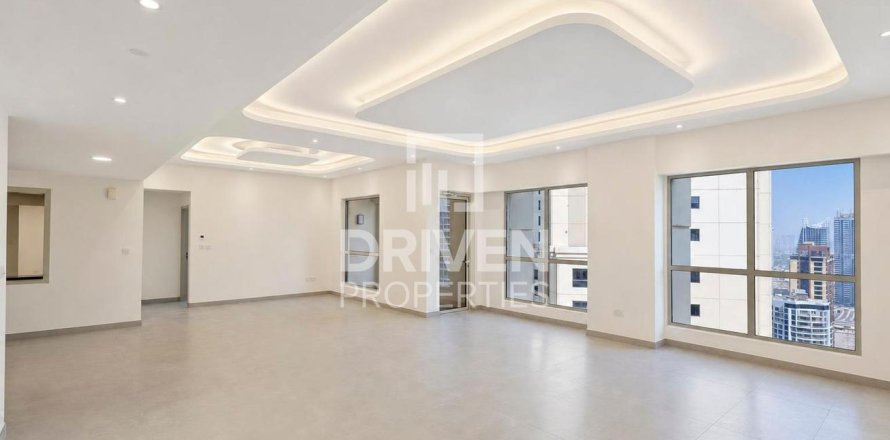 Apartment de 4 dormitorios en Sadaf, UAE No. 202559