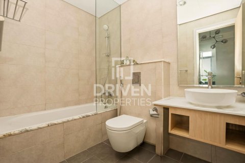 2 bedrooms Apartment in Paramount Tower Hotel & Residences, UAE No. 211983 26