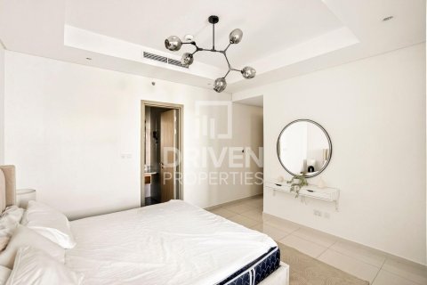 2 bedrooms Apartment in Paramount Tower Hotel & Residences, UAE No. 211983 10
