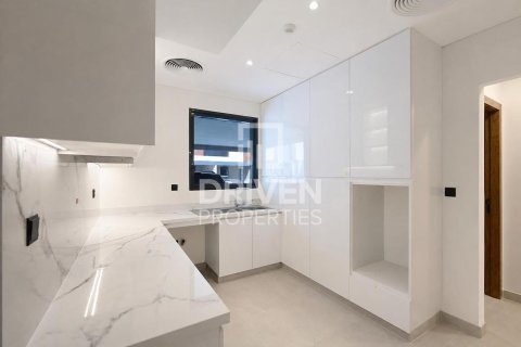 3 bedrooms Townhouse in Dubai, UAE No. 212201 20