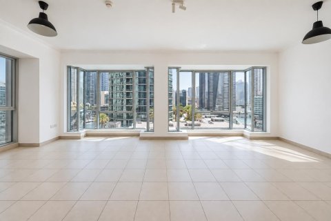 Apartment de 2 dormitorios en Dubai Marina, UAE No. 213059