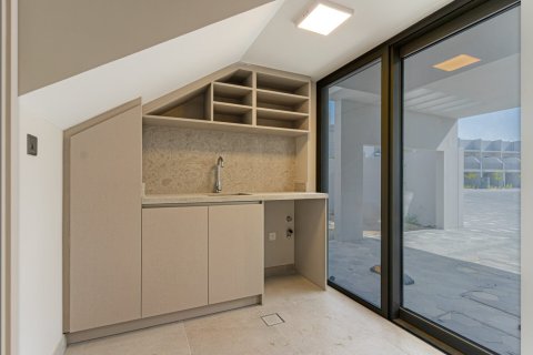 Townhouse de 4 dormitorios en District 7, UAE No. 168522 10