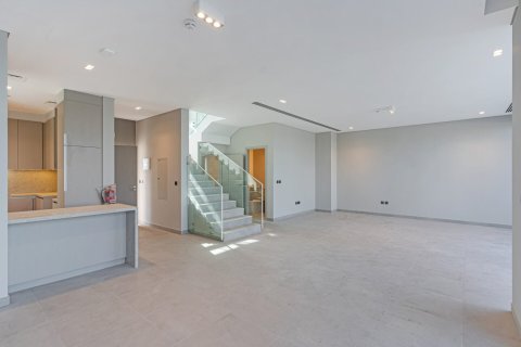 Townhouse de 4 dormitorios en District 7, UAE No. 168522 13