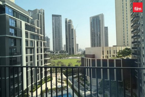 Appartement de 2 chambres à Dubai, UAE No. 220125