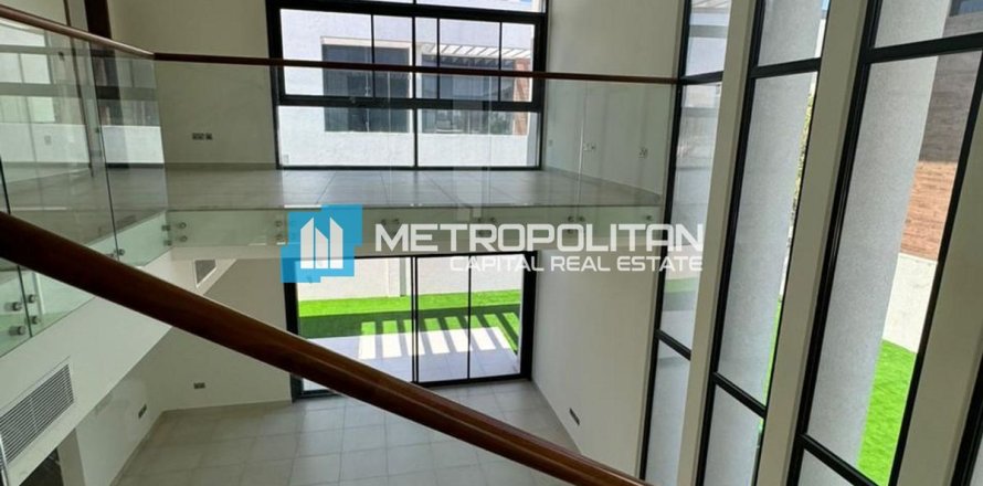 4 bedrooms Villa on the Yas Island, UAE No. 148261