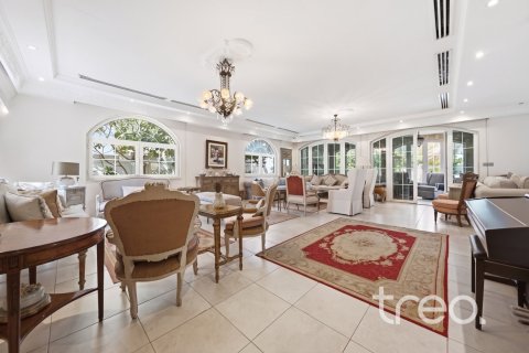 Villa de 5 chambres à Legacy, UAE No. 222670 4