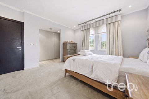 Villa de 5 chambres à Legacy, UAE No. 222670 23