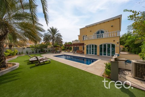 Villa de 5 chambres à Legacy, UAE No. 222670 13
